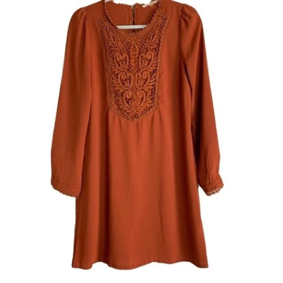 •-, Lace Crochet Dress Long sleeve G18 - Picture 1 of 12